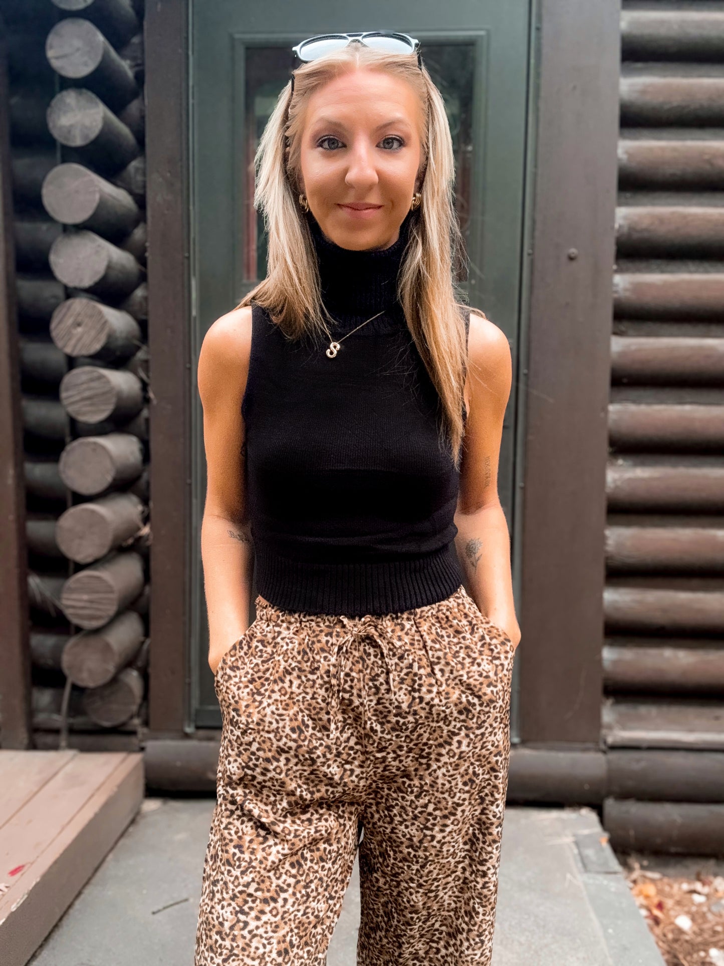 Sleeveless Turtleneck Knit Top