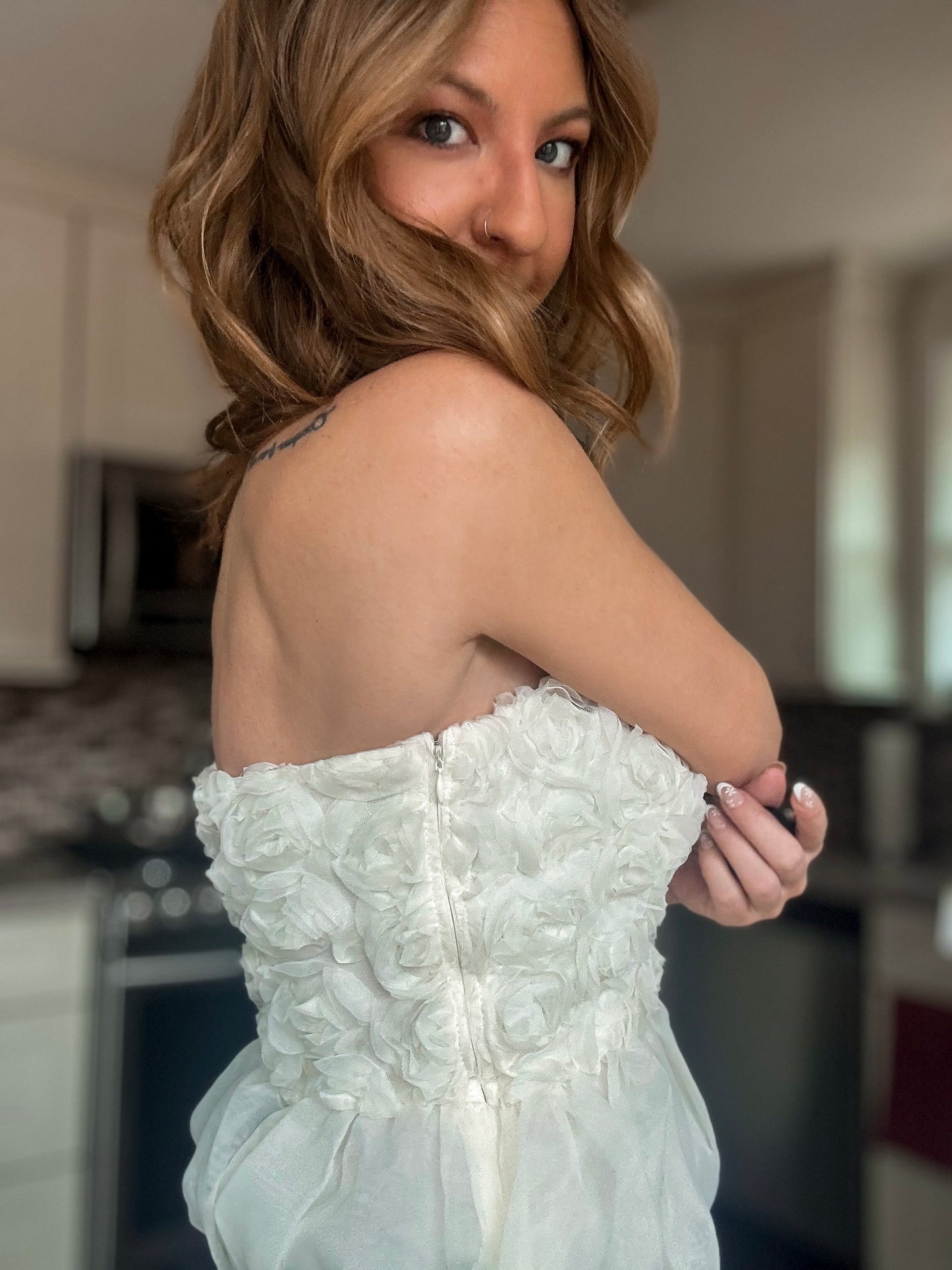 Full Bloom Bubble Hem Top