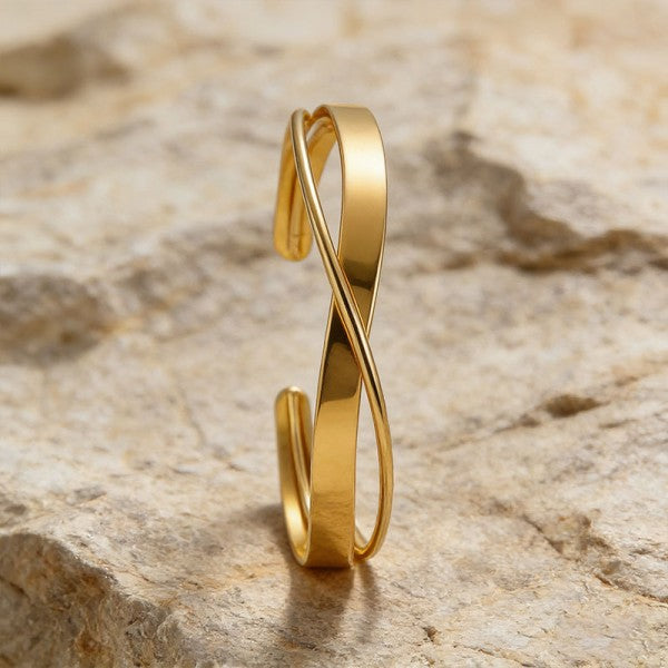 Minimal Moment Arm Cuff