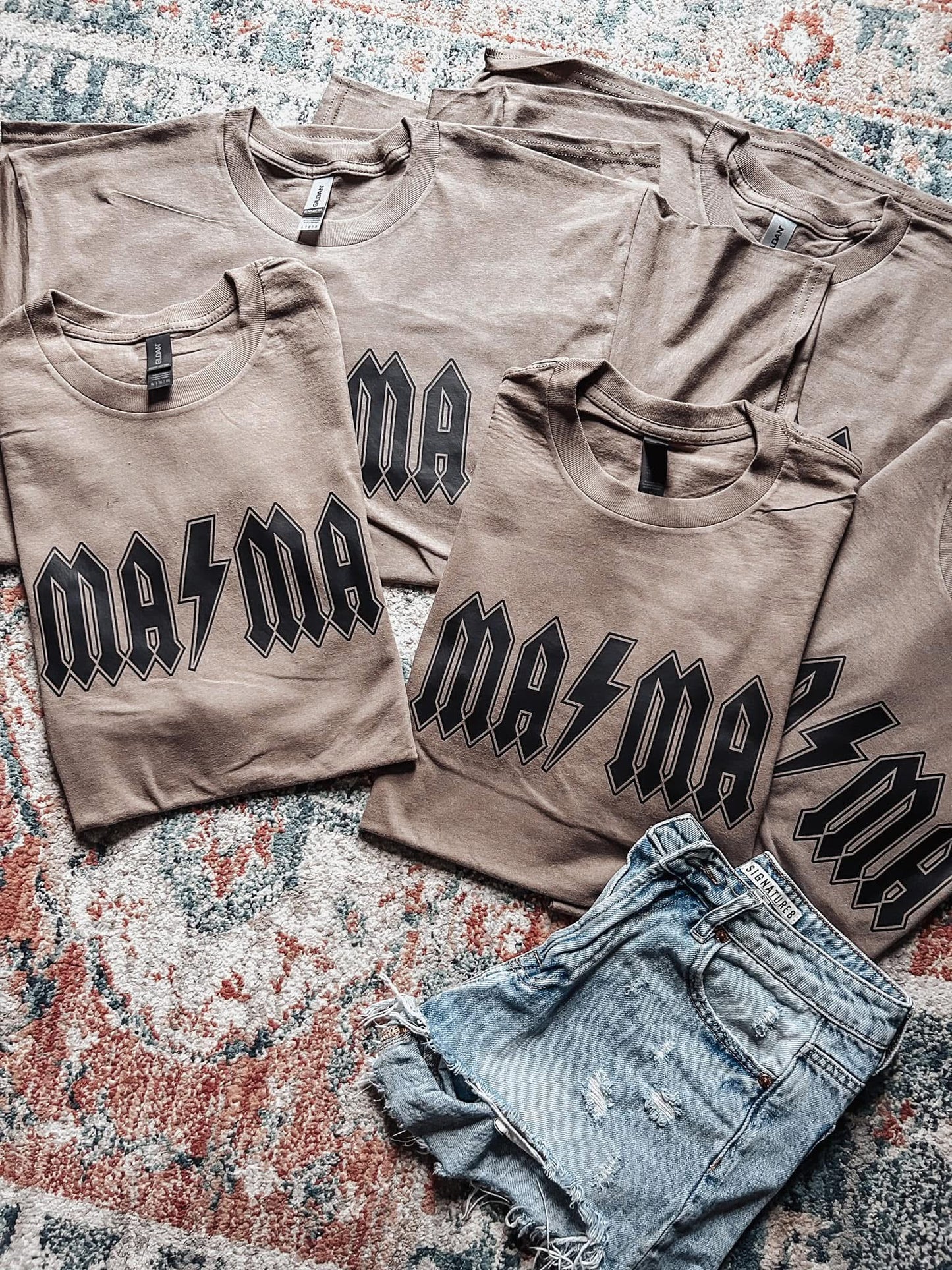 Rockin’ MAMA Tee