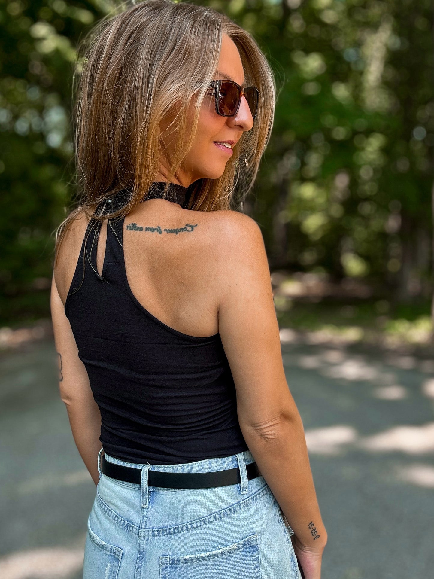 Head Turner Choker Tube Top