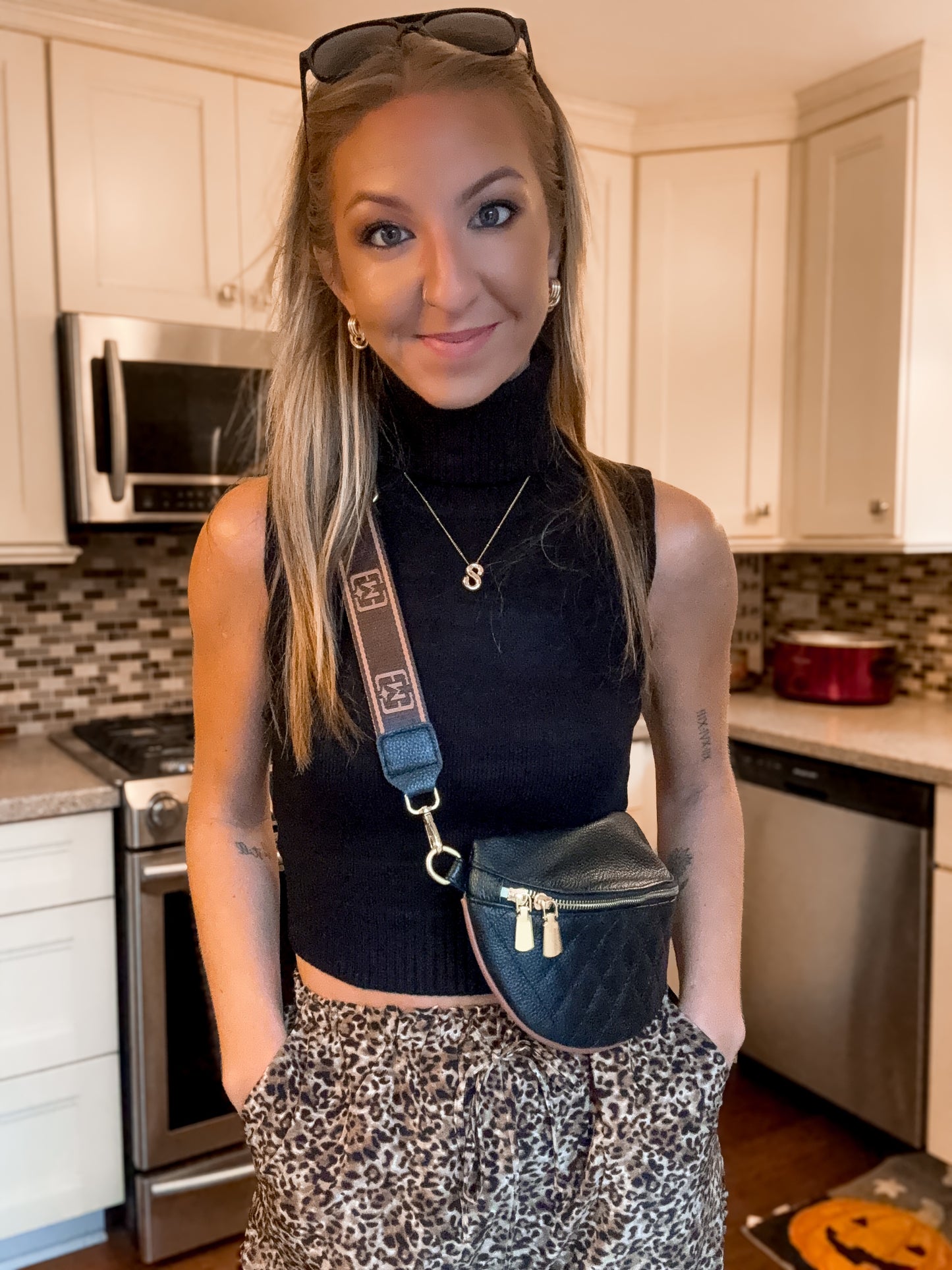 Sleeveless Turtleneck Knit Top